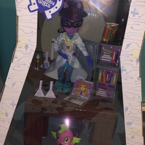 New My Little Pony Equestria Girls Sci-Twi Doll - Picture 9 of 17